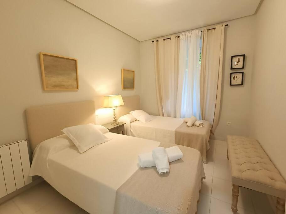 Casa Aguila Casco Antiguo Patio Privado Lägenhet Caces Exteriör bild
