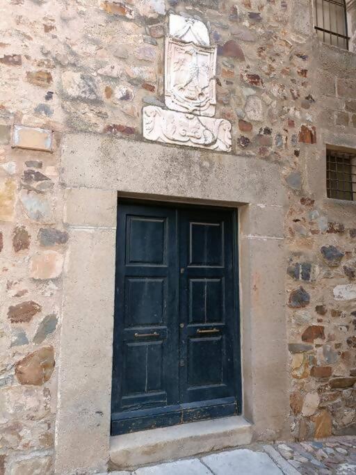 Casa Aguila Casco Antiguo Patio Privado Lägenhet Caces Exteriör bild