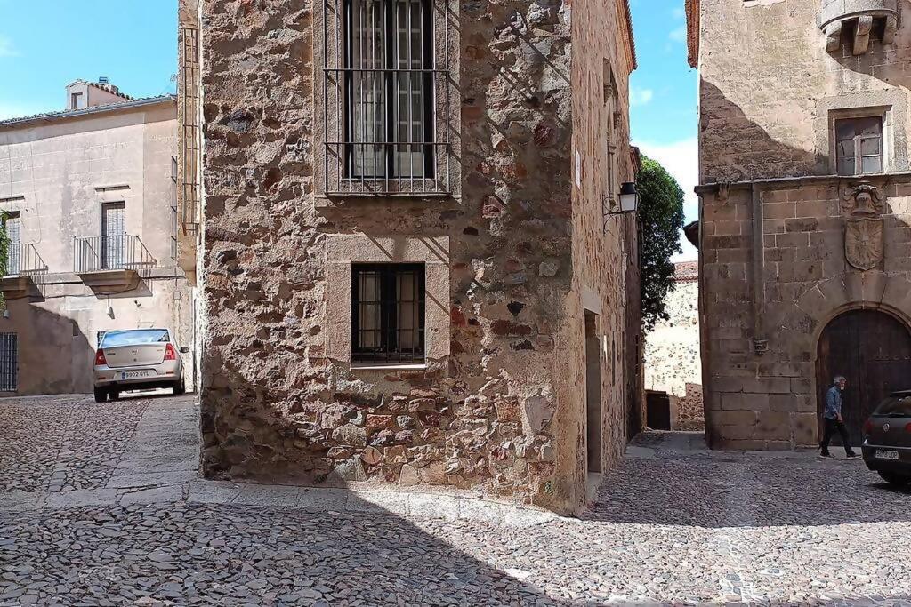 Casa Aguila Casco Antiguo Patio Privado Lägenhet Caces Exteriör bild
